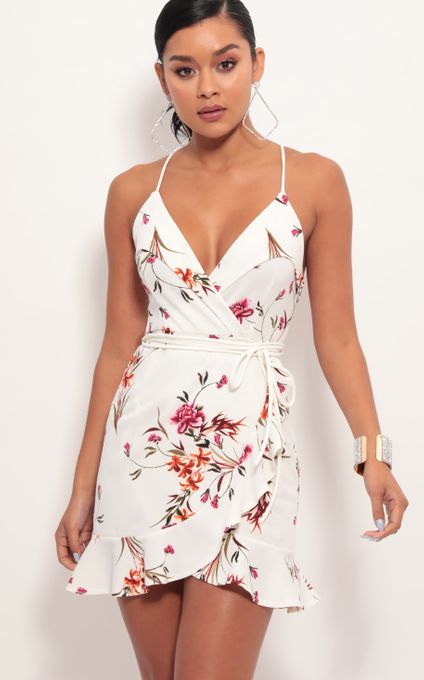 Party dresses > Carisa Ruffle Dress in White Floral